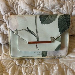 Ted Baker London Crossbody - Perfect for Spring!